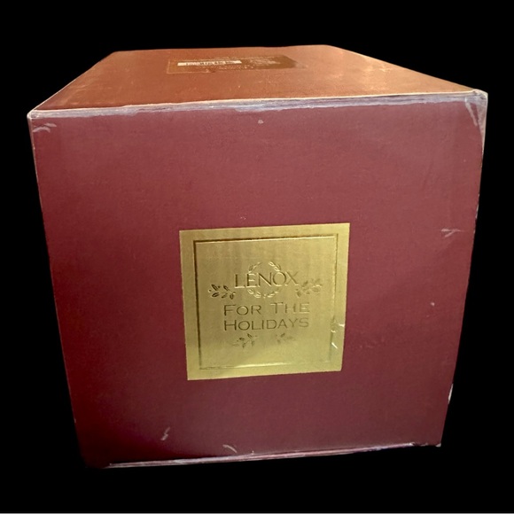 NEW Vtg 2007 Lenox ‘Santa Last Minute Lists’ Porcelain Figurine w/Giftbox - Picture 9 of 11